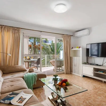 Penyon - Plusholidays * Ifach